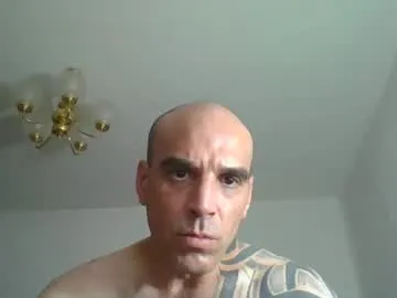 poisonflowers – webcam model profile photo Image 9