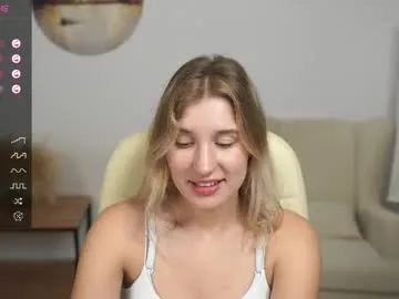 your_dolls – webcam model profile photo Image 7