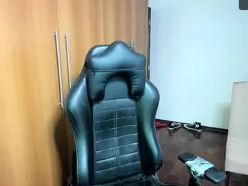 ericamiracle15 – webcam model profile photo Image 10