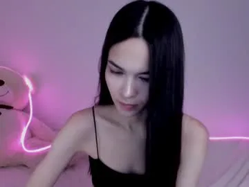 TaniaSaenz – webcam model profile photo Image 1