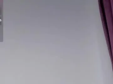 TaniaSaenz – webcam model profile photo Image 4