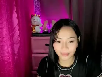 just_girlsgirls – webcam model profile photo Image 1