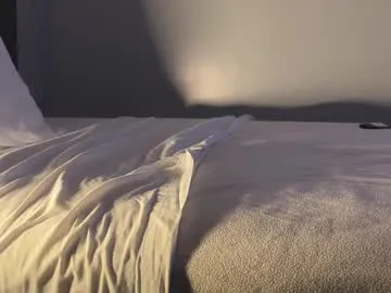 sweetkarmababy – webcam model profile photo Image 4