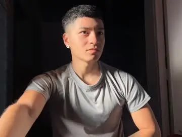 Seline – webcam model profile photo Image 5