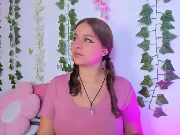 Adeline – webcam model profile photo Image 6