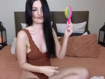 lucy1990xxx Image 2