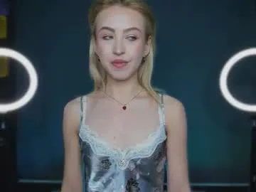 AnnieDalessio cam session Image 1