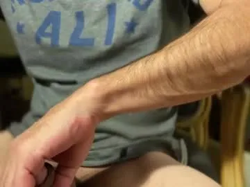 EmiliaWalker – webcam model profile photo Image 12