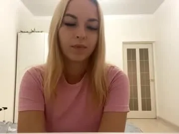 HaleyLyon – webcam model profile photo Image 2