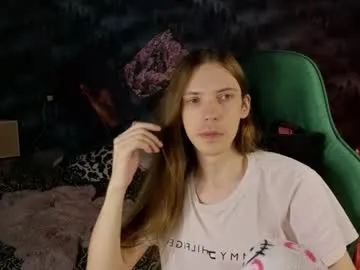 kriscrinkle – webcam model profile photo Image 10