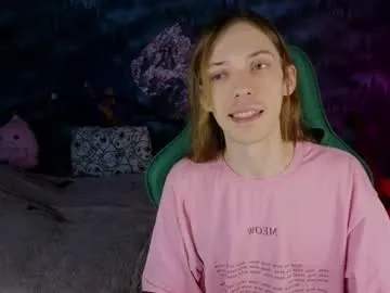 kriscrinkle – webcam model profile photo Image 16