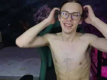 kriscrinkle – webcam model profile photo Image 2