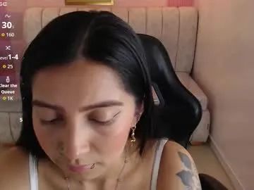 HazelLynn – webcam model profile photo Image 6