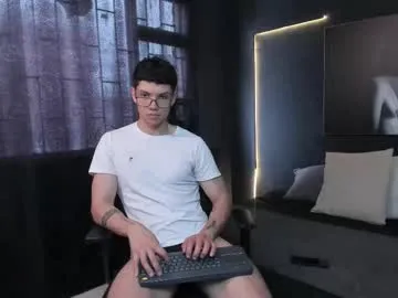 topalphaboss – webcam model profile photo Image 11