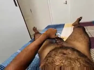 naisharousell – webcam model profile photo Image 12