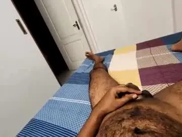 naisharousell – webcam model profile photo Image 6