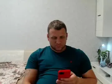 mae_nathan – webcam model profile photo Image 2