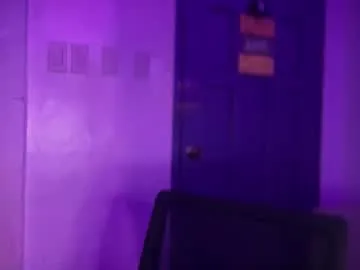 the_right_girl – webcam model profile photo Image 11