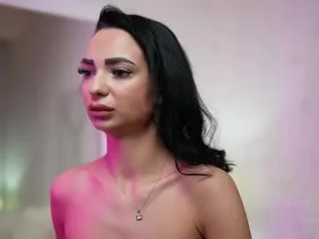 EmiliaWalker – webcam model profile photo Image 3