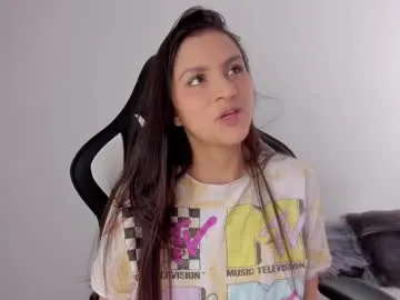 EmiliaWalker – webcam model profile photo Image 11