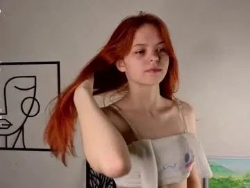 Emely – webcam model profile photo Image 13