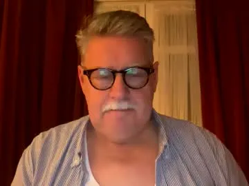 hairyhairy0 – webcam model profile photo Image 18