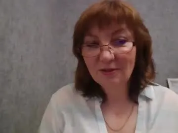 YumisaPage – webcam model profile photo Image 5