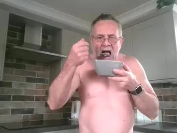 slimthickdesi – webcam model profile photo Image 11