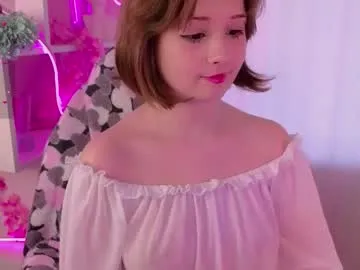 EmiliaWalker – webcam model profile photo Image 14