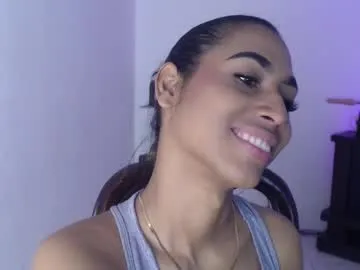 indiana_rouge – webcam model profile photo Image 11