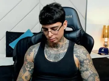 Seline – webcam model profile photo Image 2