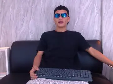 JuliahLewis – webcam model profile photo Image 15