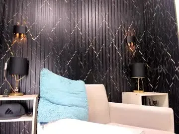 JuliahLewis – webcam model profile photo Image 16