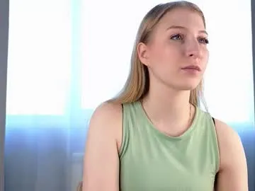 sweetkarmababy – webcam model profile photo Image 10