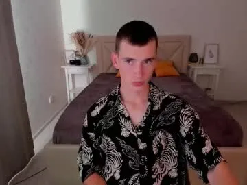 AryaCox – webcam model profile photo Image 2