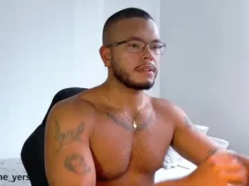 iamsomeone1234 – webcam model profile photo Image 12