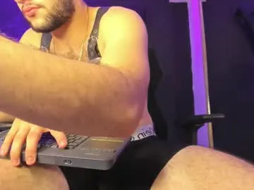 LillySaen – webcam model profile photo Image 8