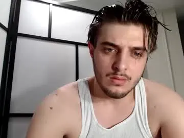 AdelinaLuuna – webcam model profile photo Image 2