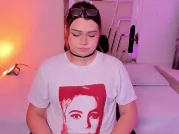 sweetkarmababy – webcam model profile photo Image 13