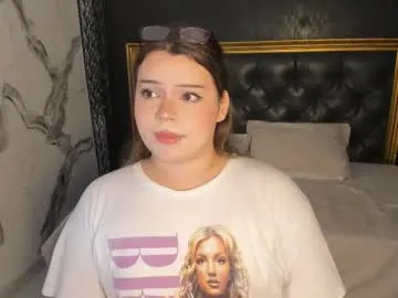 sweetkarmababy – webcam model profile photo Image 14