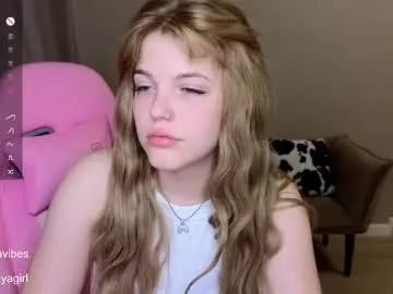 maya_blonde18 Image 17