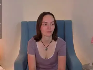 MadelineDemie – webcam model profile photo Image 8