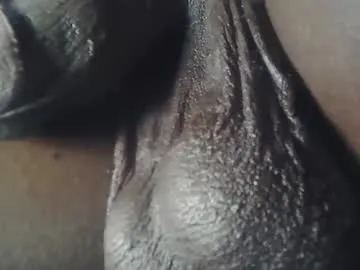 phatassblond – webcam model profile photo Image 13