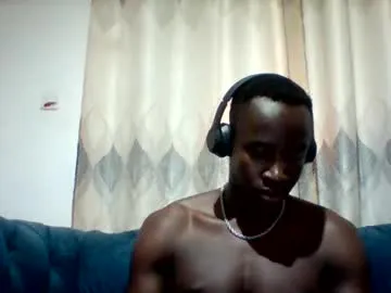 phatassblond – webcam model profile photo Image 17