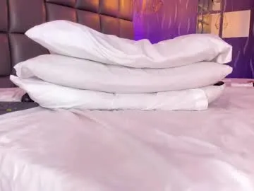 pinkypuppa – webcam model profile photo Image 15