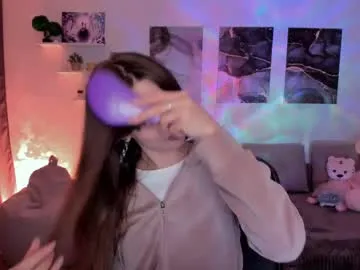 bookishdivya – webcam model profile photo Image 2