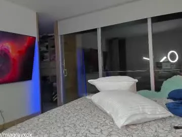 mia_greyy Image 5