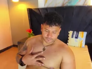 naisharousell – webcam model profile photo Image 11