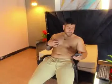 naisharousell – webcam model profile photo Image 12