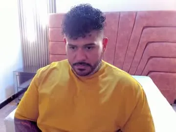 naisharousell – webcam model profile photo Image 15